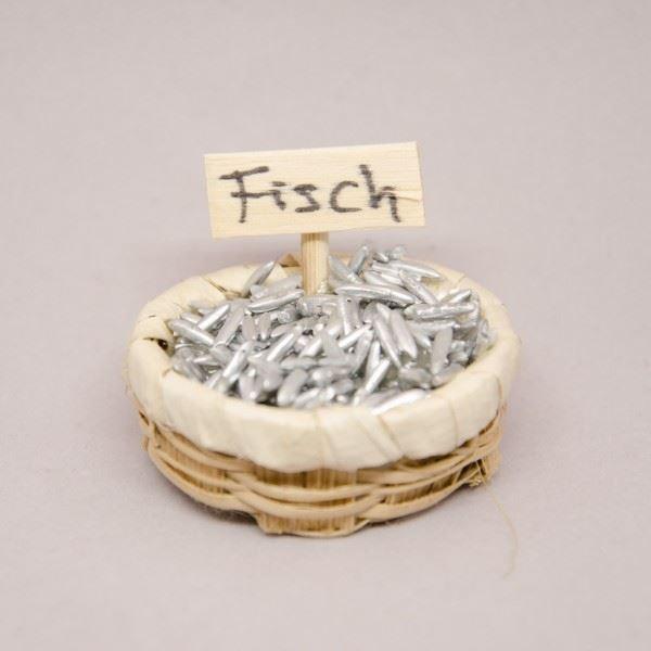 Korb mit Fischen