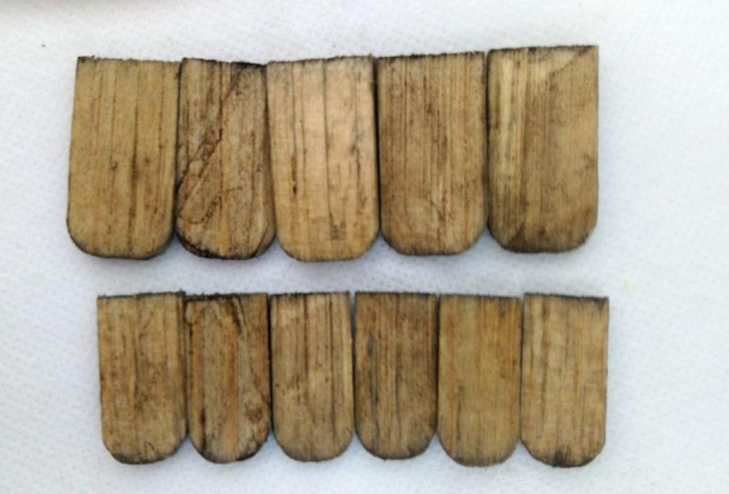 Holzschindeln handgehauen Antik gebeizt und gerund