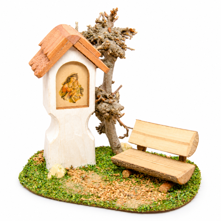 Marterl mit Marienbild Holzbank und Strauch für Weihnachtskrippe